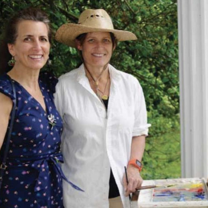 Blog_08.12.19 Lilla Matheson Ohrstrom and Helen Matheson Hillard painting "en plein air" at the 2019 Virginia Landtrust Garden Party at Hickory Tree Farm.